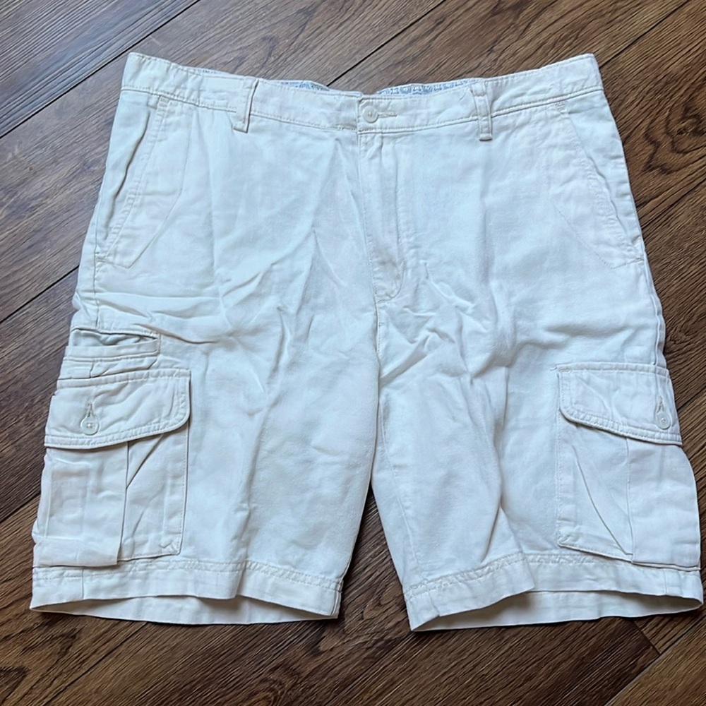 Cremieux men’s cargo shorts